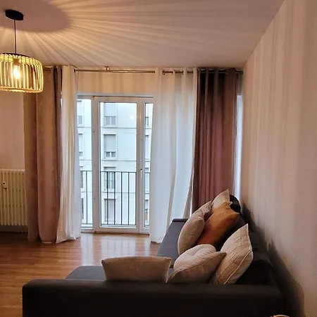 2p Lumineux Au Coeur De *